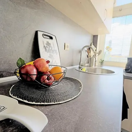 Cozy 1-bedroom Flat In The Very Center Of Sófia