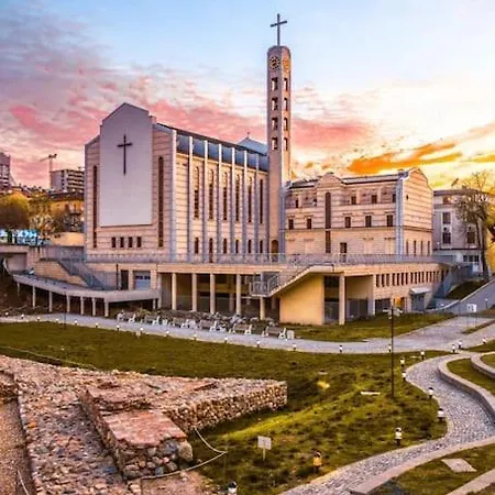 公寓 Cozy 1-bedroom Flat In The Very Center Of