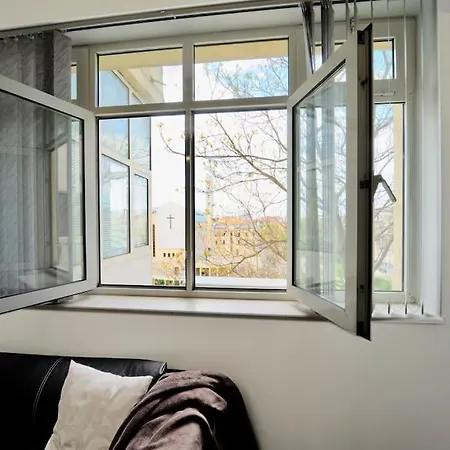 Cozy 1-bedroom Flat In The Very Center Of * Sofia